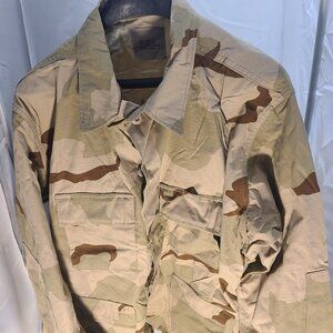 Genuine US army surplus BDU field shirts, tan DCU camo, several sizes available